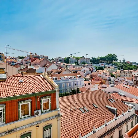 Hang Your Hat Apartment Lisbon